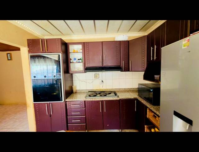 3 BEDROOM HOUSE FOR SALE IN CLERMONT